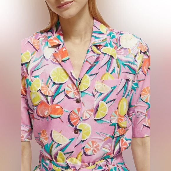 Camp shirt & High rise casual printed shorts set - Picture 3 of 16